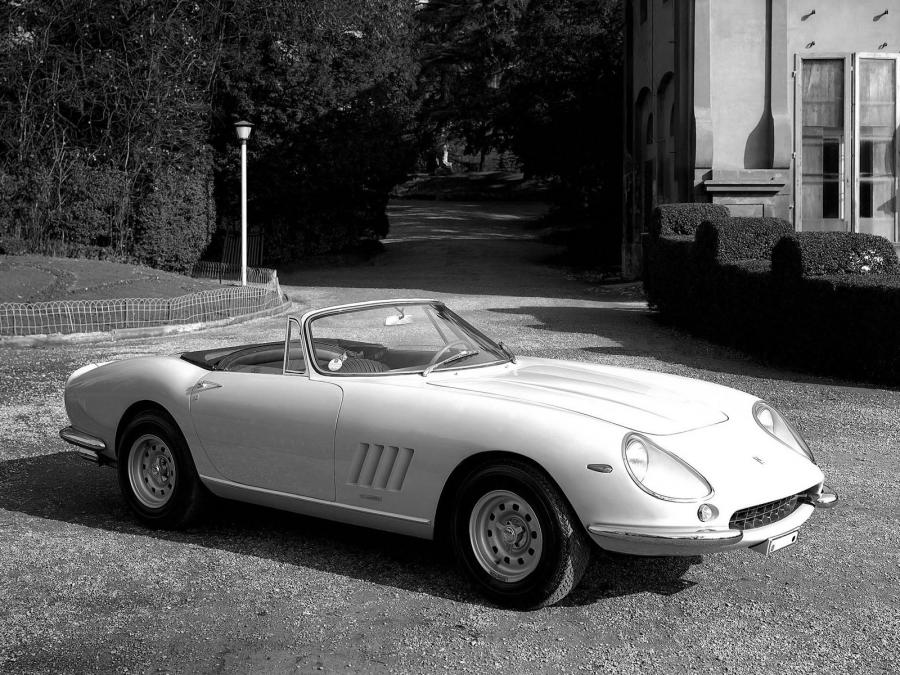  Ferrari 275 GTB/4 NART Spyder 1967 года  (фото 2 из 69)